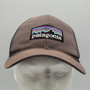 Patagonia P6 Logo Snapback Trucker Style